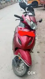 Honda activa 4 g red colour  good condition vechicle