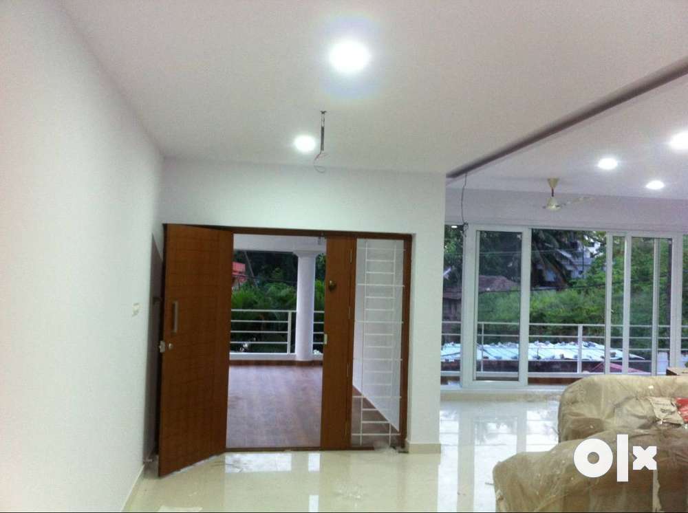 A spacious 4 bhk apartment for sale