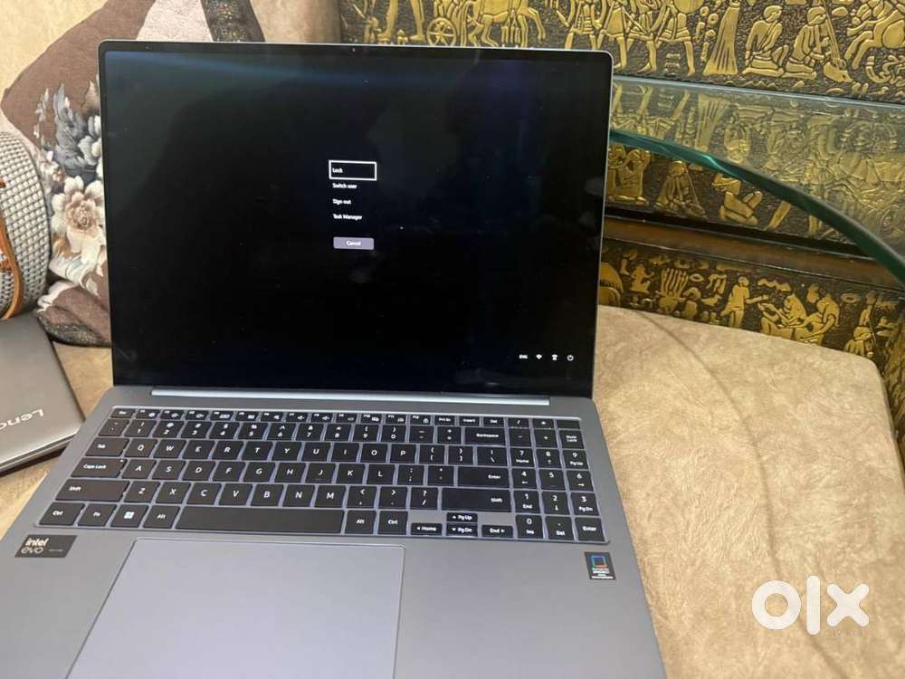 Samsung book 4 pro 16'