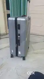 SUIT CASE NEW