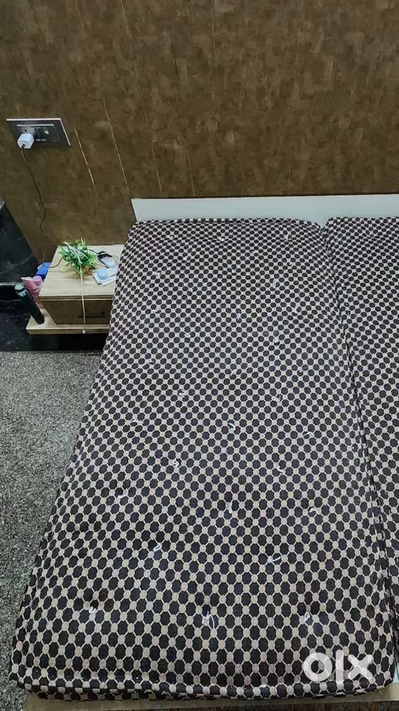 Bed mattress