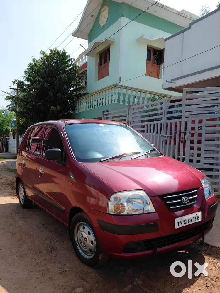 Ac, power steering, power widows, Lether seat, Music system, remote