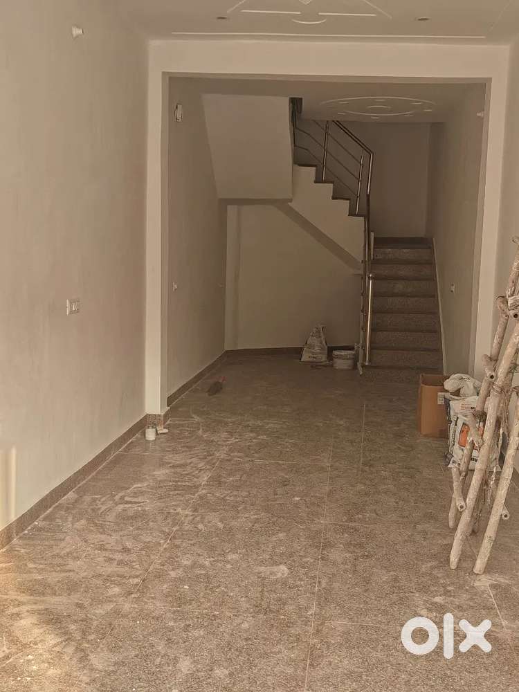 Shop for sale in sector 12