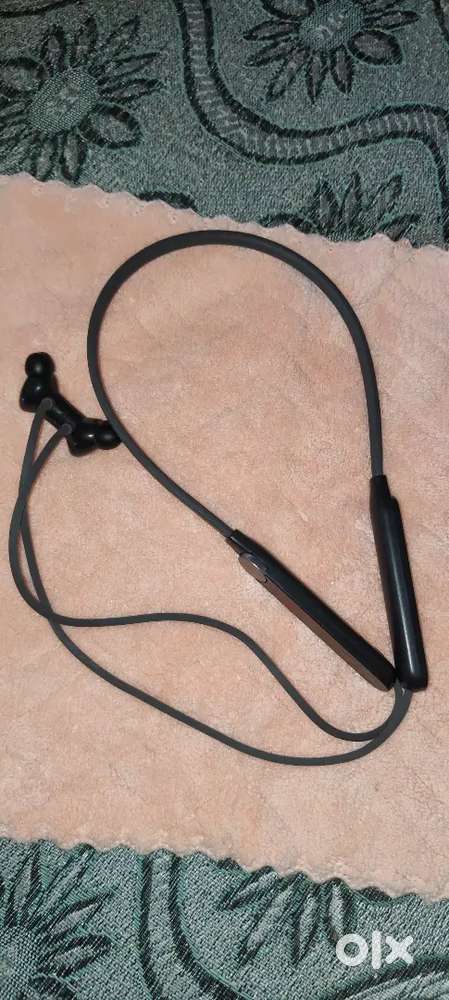 cmf by nothing neckband pro 50db anc