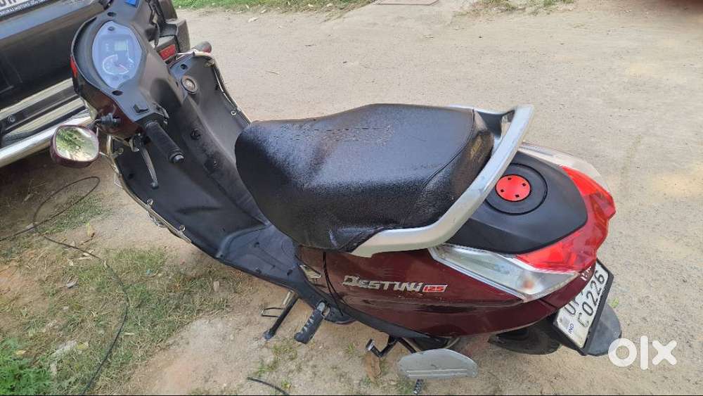 7 year old destini 125