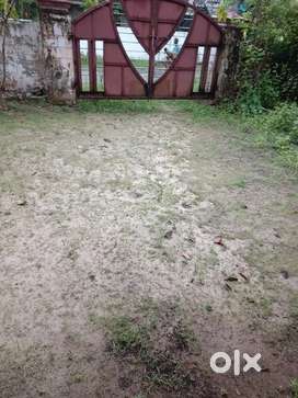 15cent plot and old house
