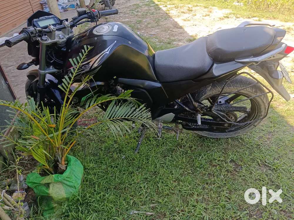 Fresh condition.Fzs Yamaha.