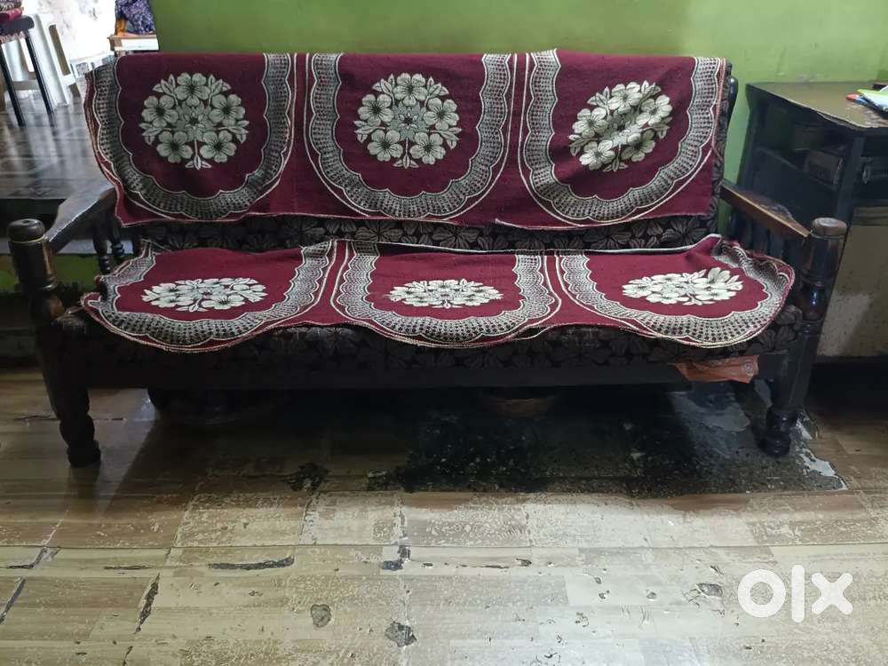 3 seater Sofa with cushion