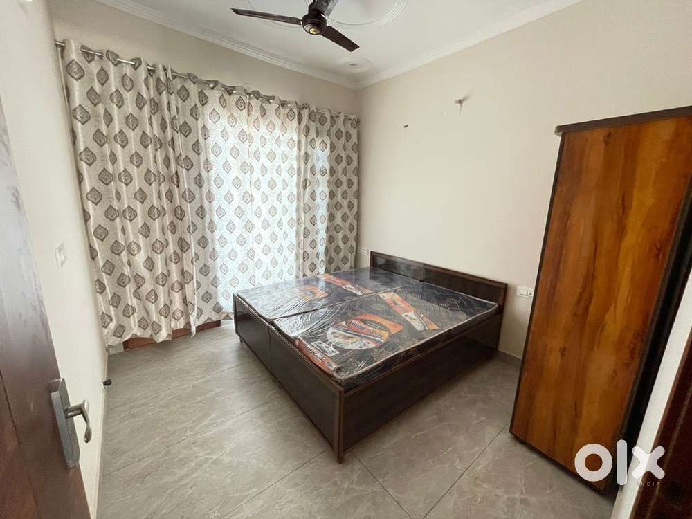 2 bhk fully furnished