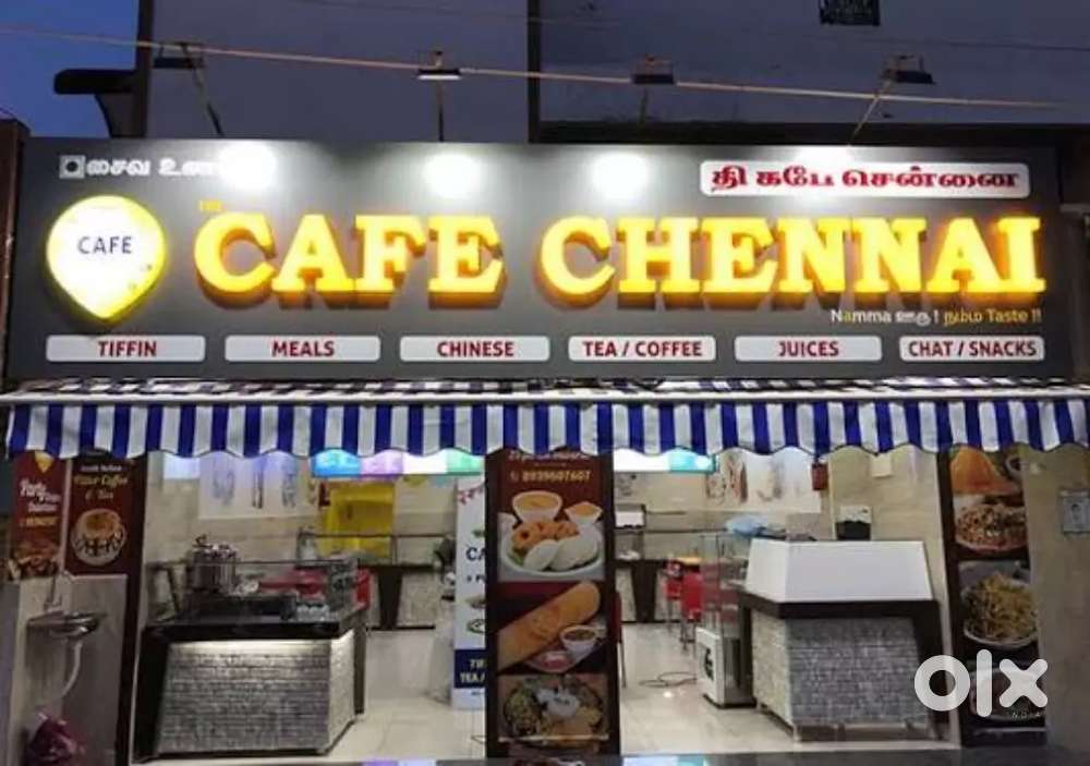 Women worker for cafe