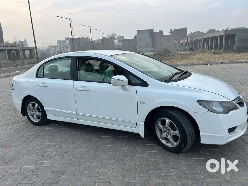 Honda Civic 2011 CNG & Hybrids 65000 Km Driven