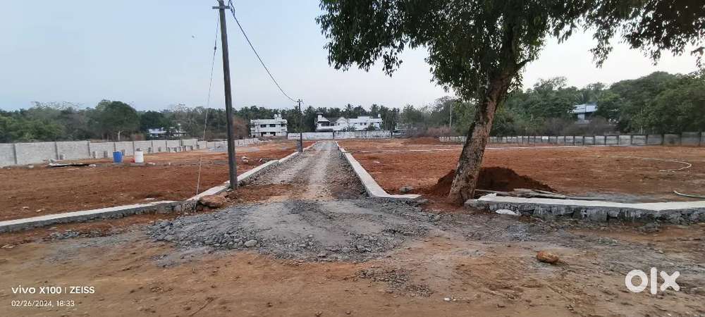 Amala House plot 5,7,10 cent 3,4 bhk Villa