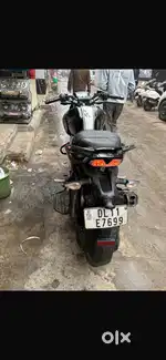 Black colour apache Rtr 160