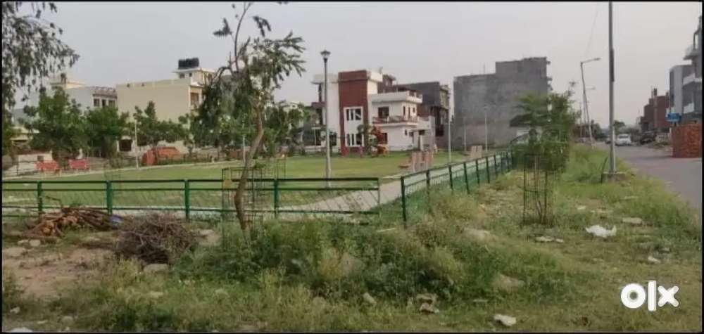 Park Facing 40% Built 200Gaj Plot Sec125 Sunny Enclave Kharar Mohali