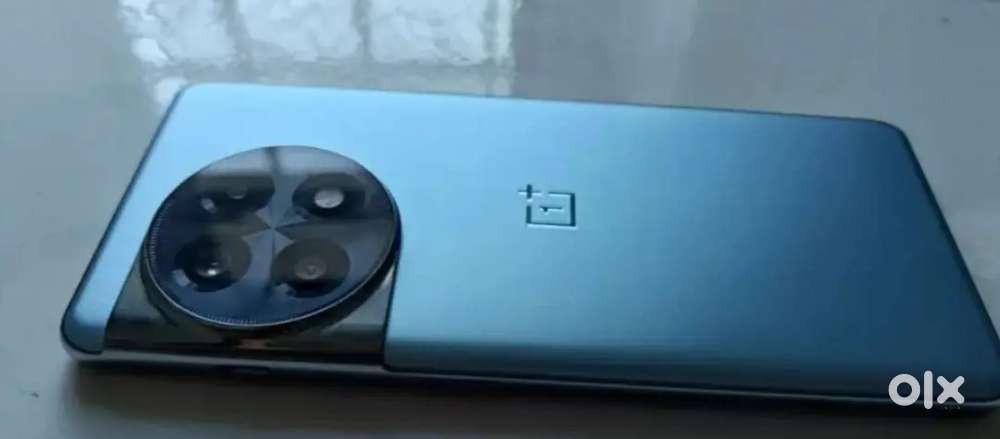 OnePlus 11R Gaming phone. Snapdragon 8gen1 processor.flexship Phone