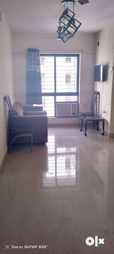 1 BHK SEMIFURNISHED FLAT AVAILABLE FOR RENT