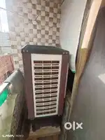 This is a new condition coolar