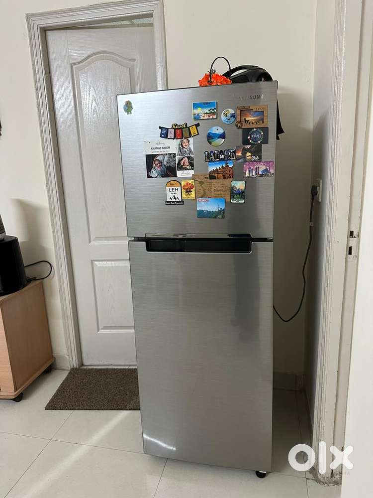 RT 28 Samsung Refrigerator available for sale