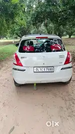 Maruti Suzuki Swift 2017 Petrol 70000 Km Driven