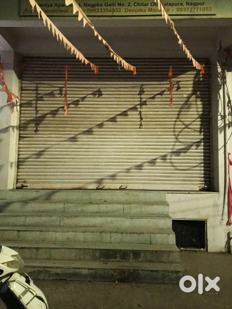 Godown for rent 9000 month in mahal area .. 1 month brokerage lagega