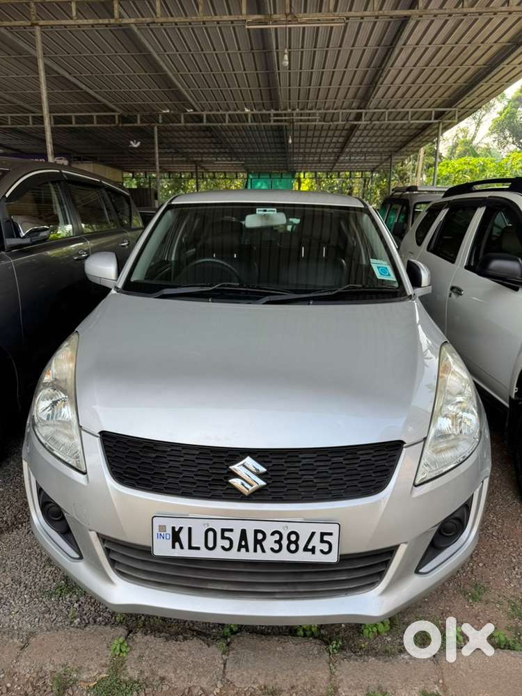 Maruti Suzuki Swift 2017 Petrol 72000 Km Driven
