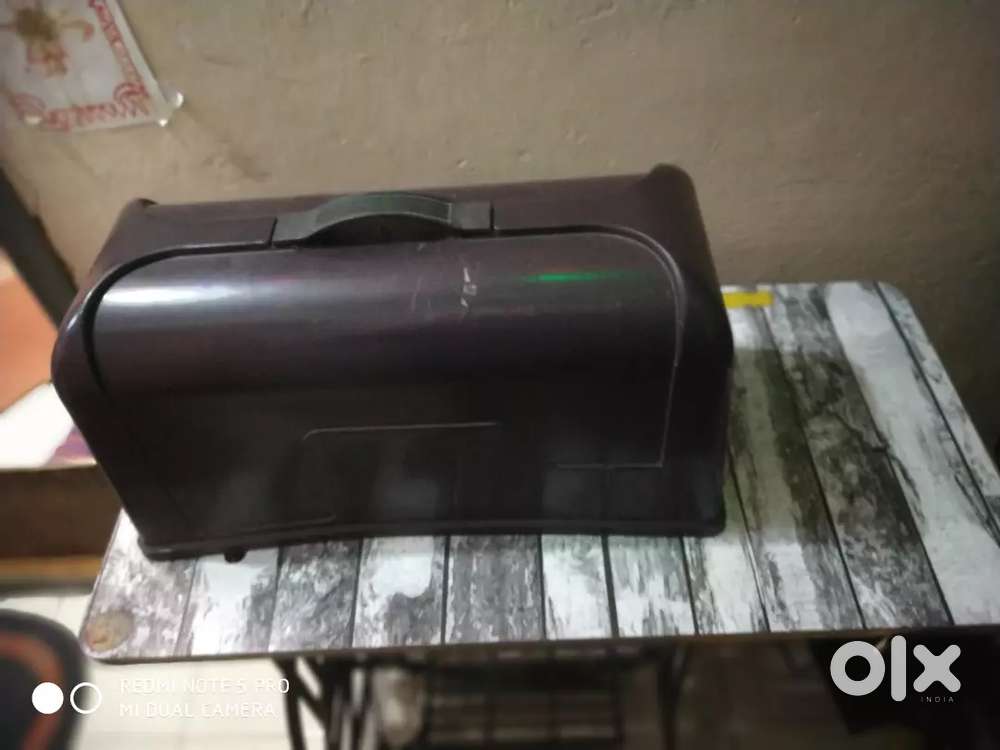 Seewing machine