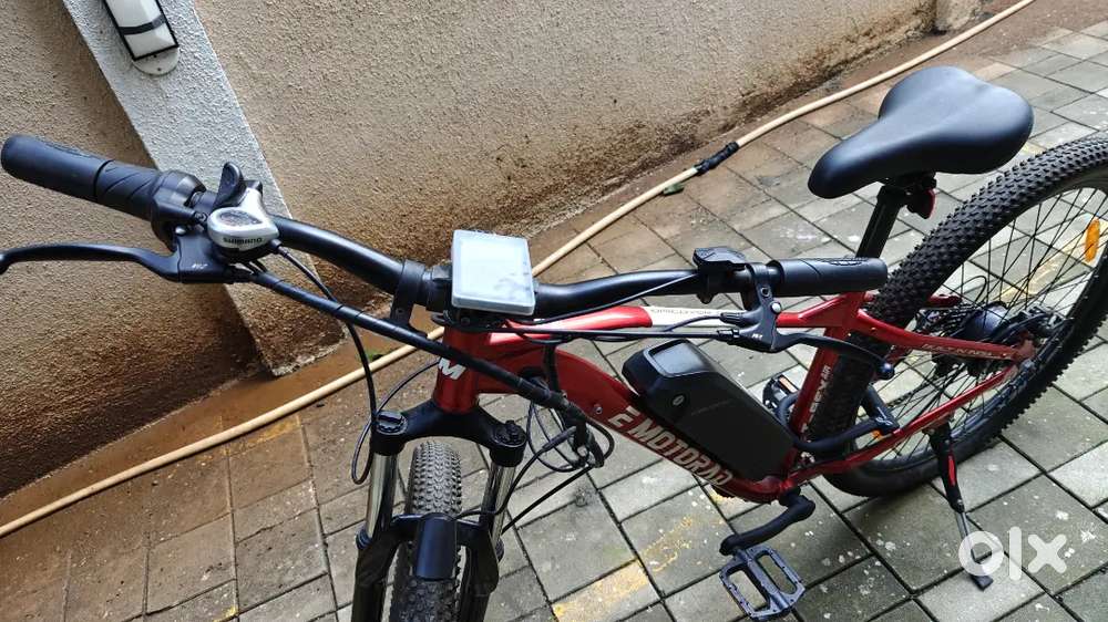 Emotorad T-Rex Air red: 2 yrs old New condition.