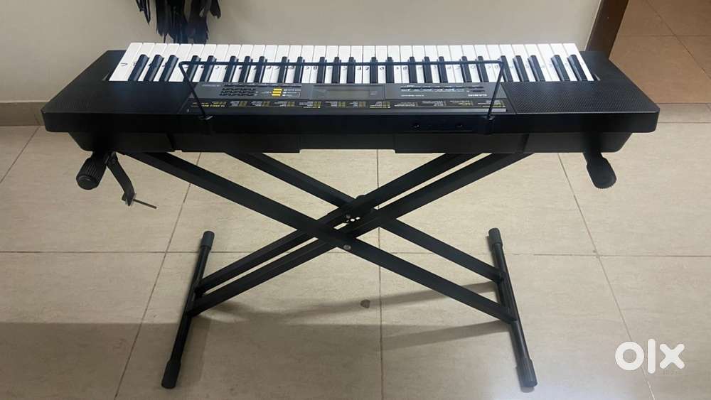 Casio CTK2500/2550 61 Keys Keyboard with adjustable Stand & Carry Case