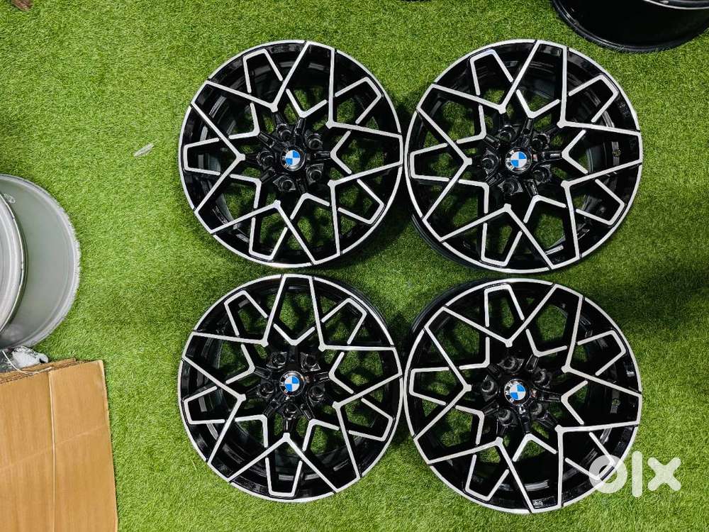 BMW ALLOY WHEELS 18 INCH (120 PCD) GOOD CONDITION
