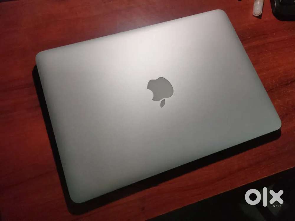 Apple mac1