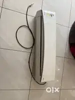 2 tan k ac hai sirf 1 saal hi chlaya hai koi prblm nhi hai ac mr