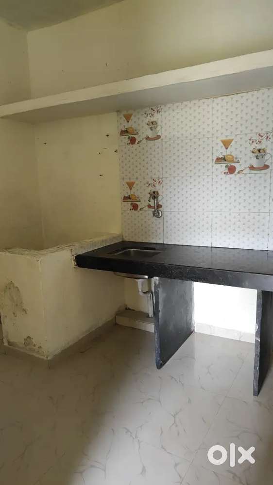 1Rk avelable for rent