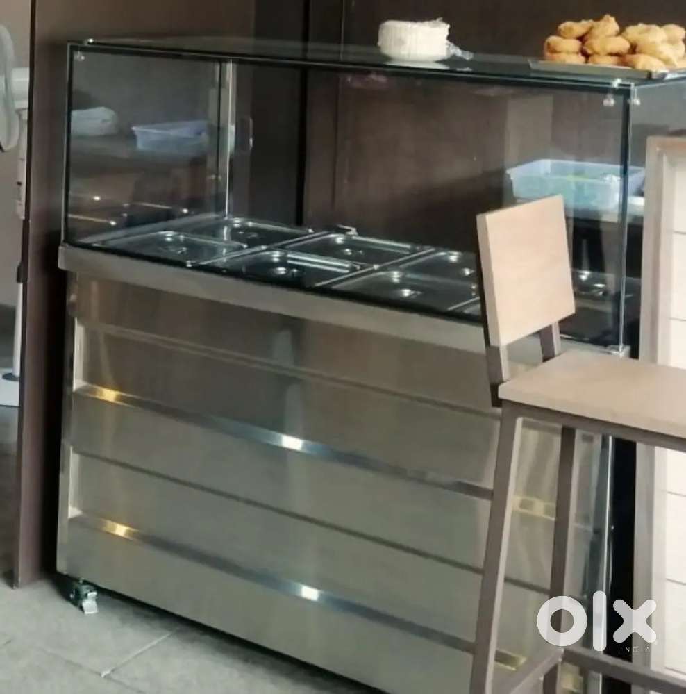 Bain Marie & Bakery Snacks Counter