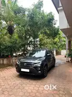 Toyota urbarn cruiser 2022 Model Petrol,well maintained