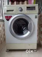 LG WASHING MACHINE FRONT LOAD