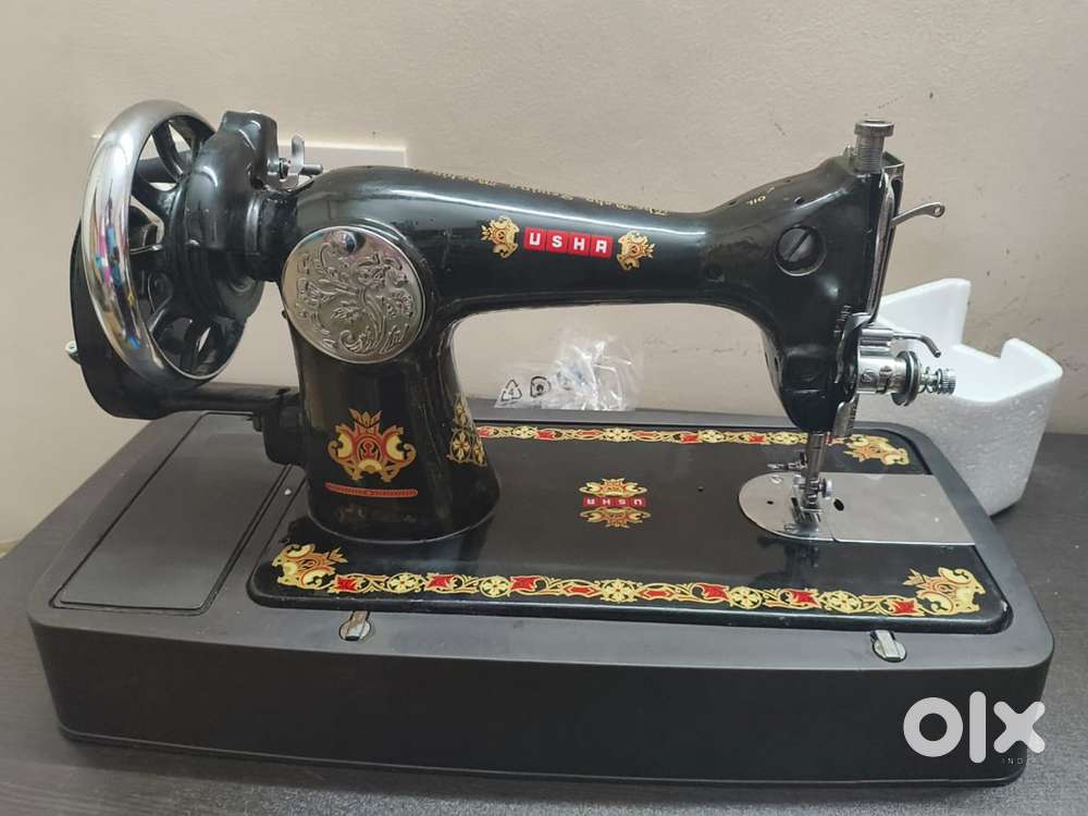 Manual sewing macgine