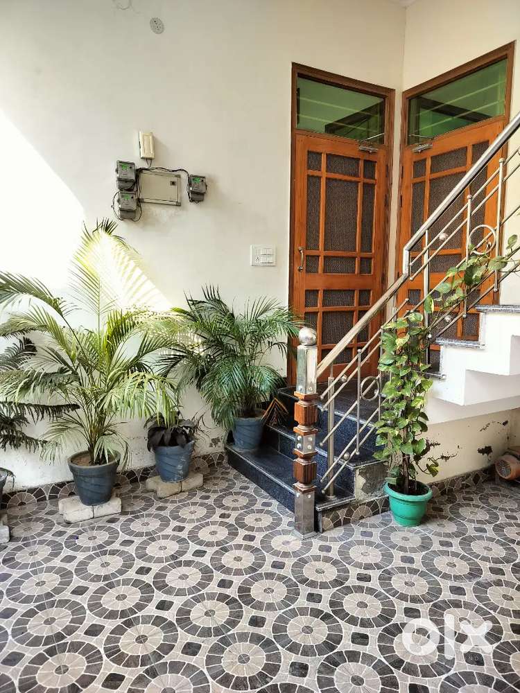 only one student not family