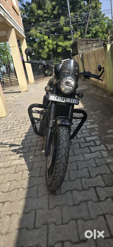 Jawa 42 black