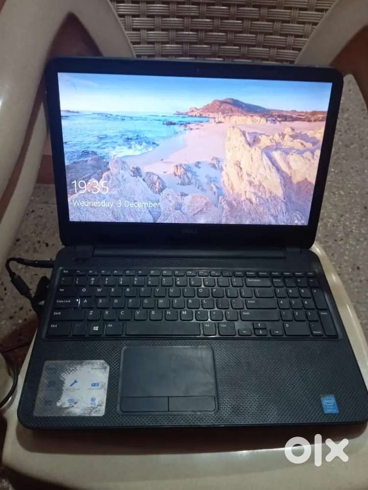 Dell laptop 6500/-