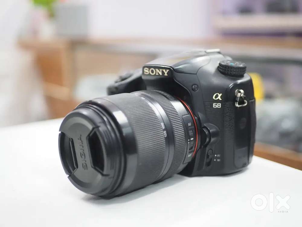 Sony alpha a68 with 18-135mm lense