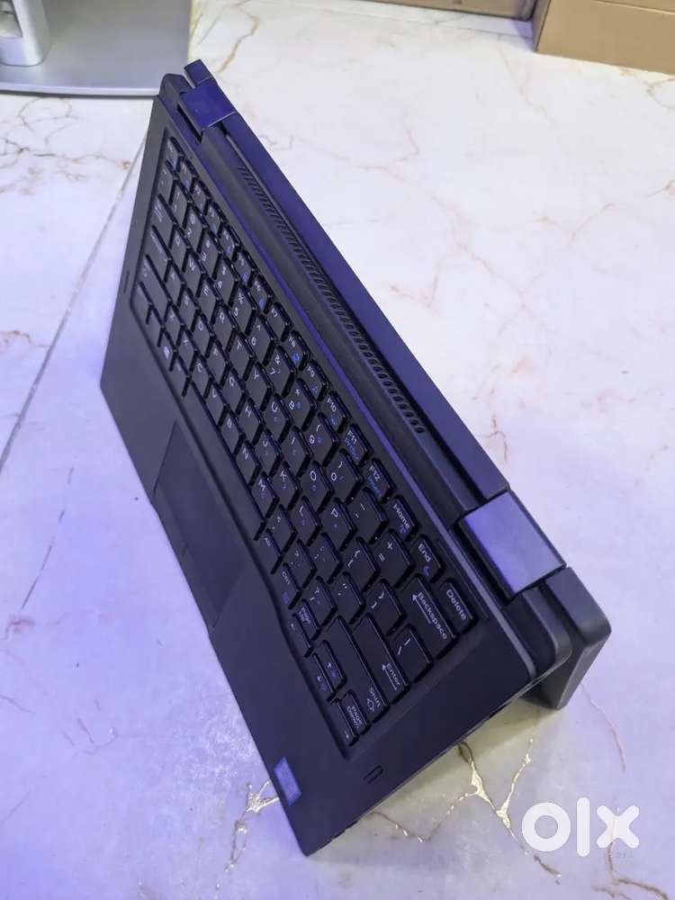 DELL LATITUDE 7390 2-IN-1 CORE I7 16GB RAM 256 SSD