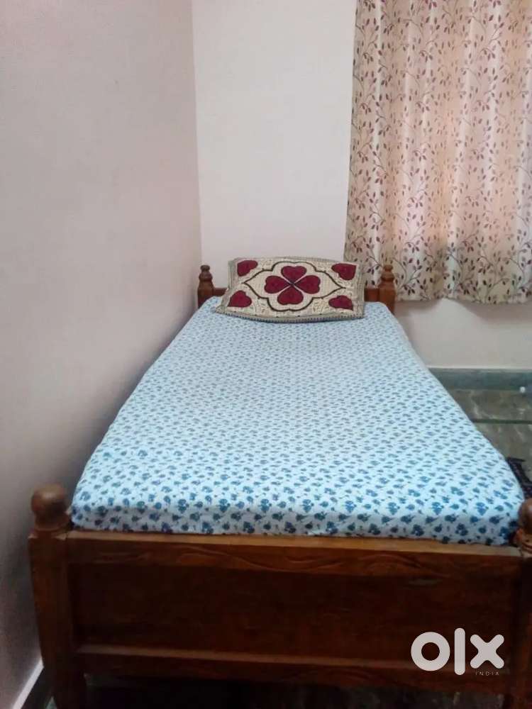 Furnished PG/Guesthouse for male becholers on monthly basis.