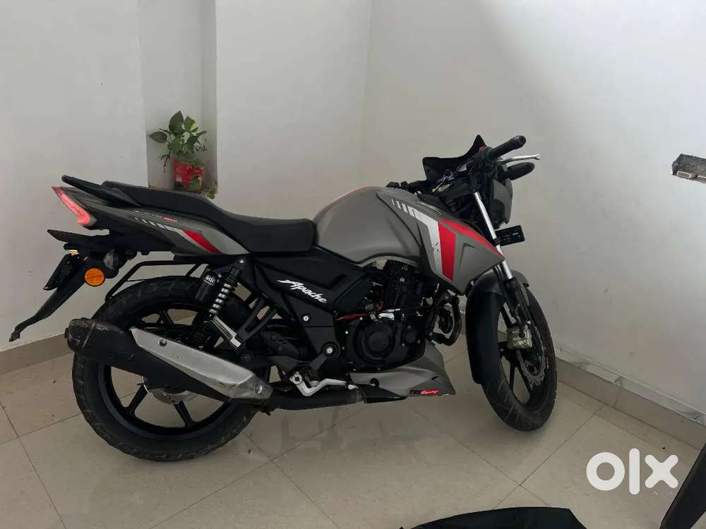 TVS APACHE RTR DUAL DISK BRAKES