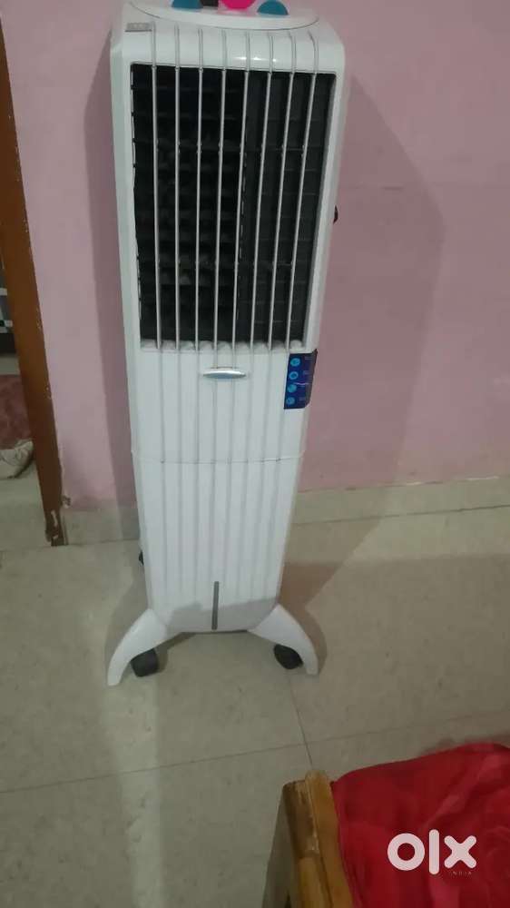 Cooler sell karna hai tho koi interested haiw please contact me