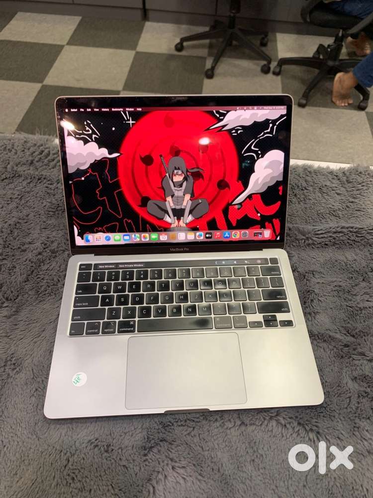 MacBook Pro  2020  i7 chip  16GB RAM  512GB SSD  TouchBar  WRNTY