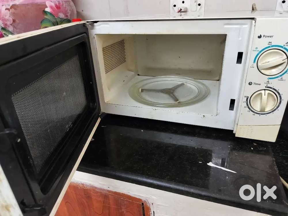 Onida Microwave Power Grill 17 DLX