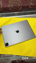 IPAD PRO 12.9INCH WIFI 128GB SILVER BRAND NEW CONDITION 5th gen