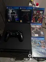 Ps4 slim 1TB
