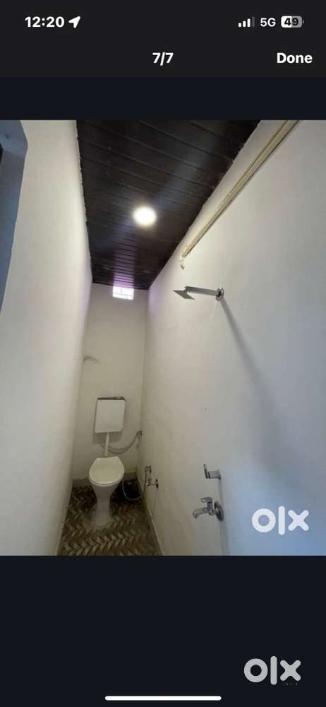 Single room available single bed bhi hai