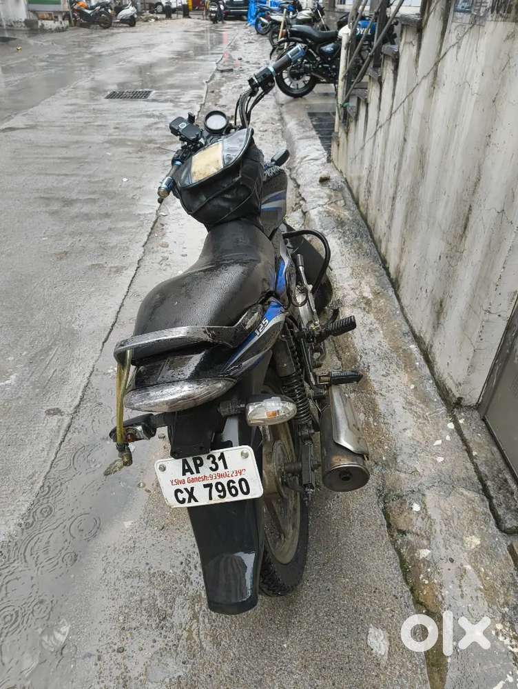 Self start and new chain spokets and warranty battery new dum and ligh